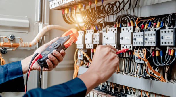 Best Affordable Emergency Electrician  in Pelican Rapids, MN